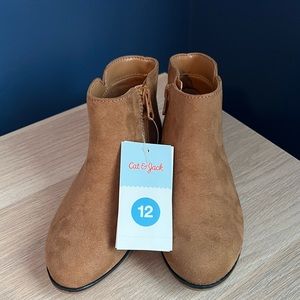 NWT Girls Cat & Jack Penelope Zipper Booties, size 12